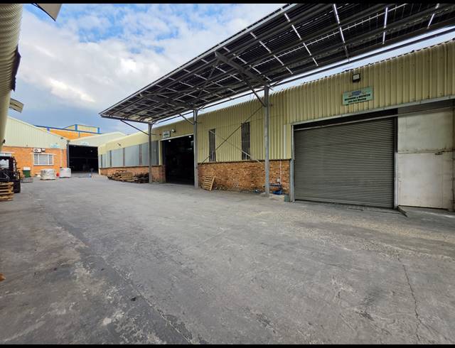 3,600M² FACTORY FOR SALE IN ANDERBOLT